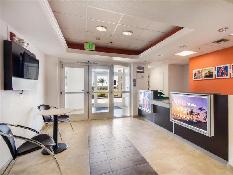 Motel 6-Lemoore, Ca Zewnętrze zdjęcie