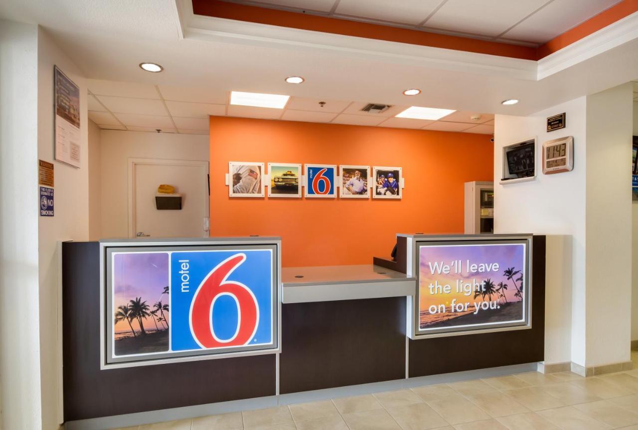 Motel 6-Lemoore, Ca Zewnętrze zdjęcie