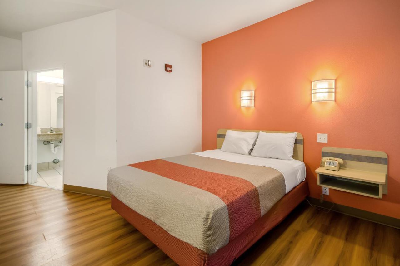 Motel 6-Lemoore, Ca Zewnętrze zdjęcie