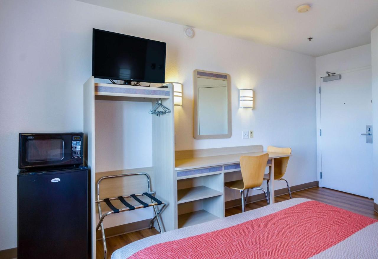 Motel 6-Lemoore, Ca Zewnętrze zdjęcie